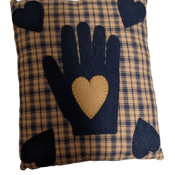 Small decorative cocalico gingham checkered hearts friendship pillow - Picture 4 of 5